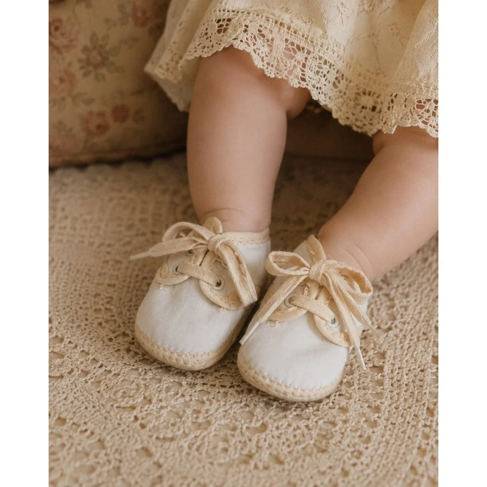 Vintage 1960s Nan-Bet Baby Cream Canvas Lace Up Crib Shoes Original Package NOS